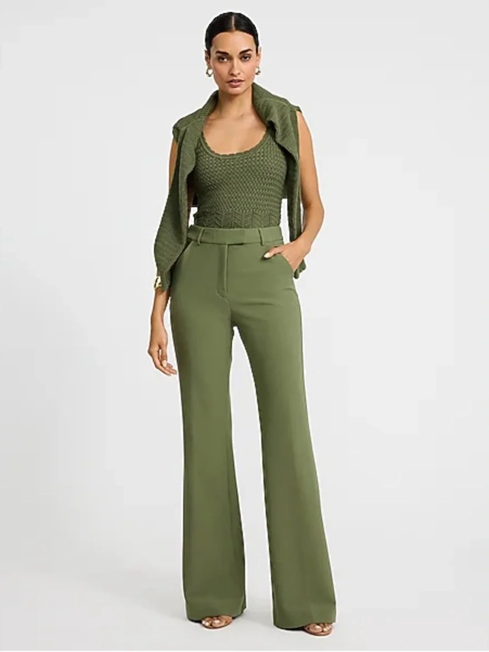 NWT Express Editor High Waisted Slim Flare Pant in Signature Stretch